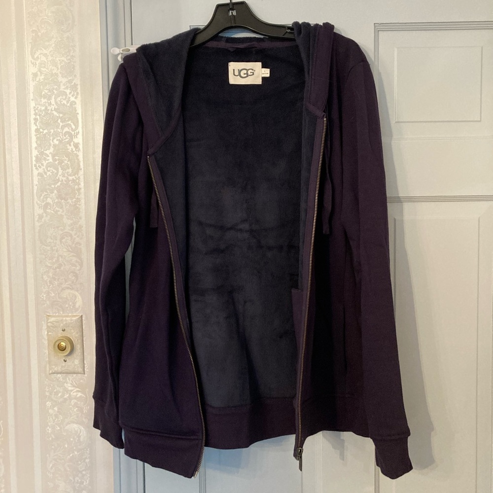 NWOT UGG hoodie